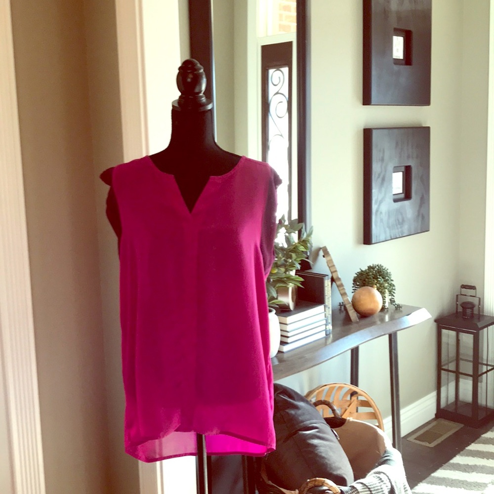 CAbi blouse, SZ M. Deep pink.